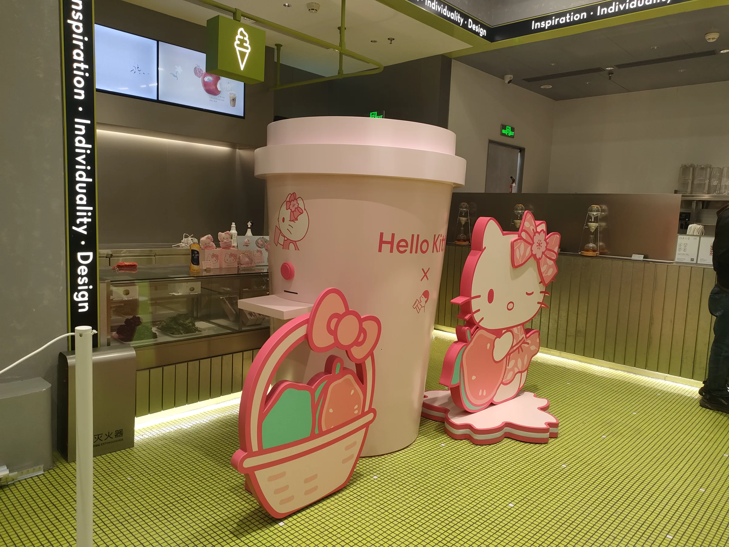 Themed display and counter graphics in an F&B setting